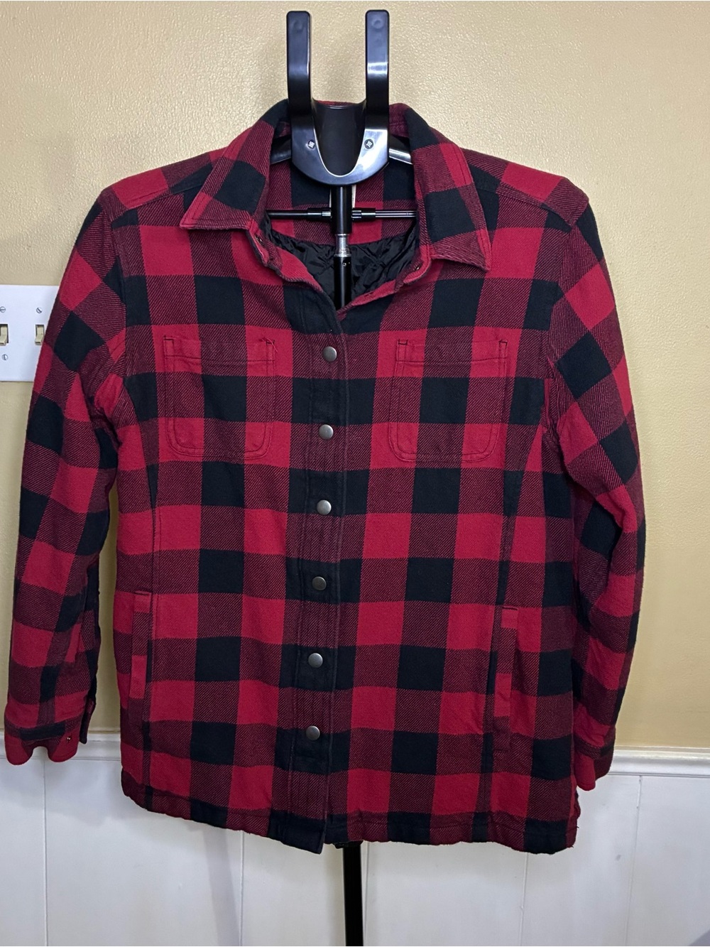 Duluth Trading Co Red and Black Plaid Button-Up Shirt Jacket
